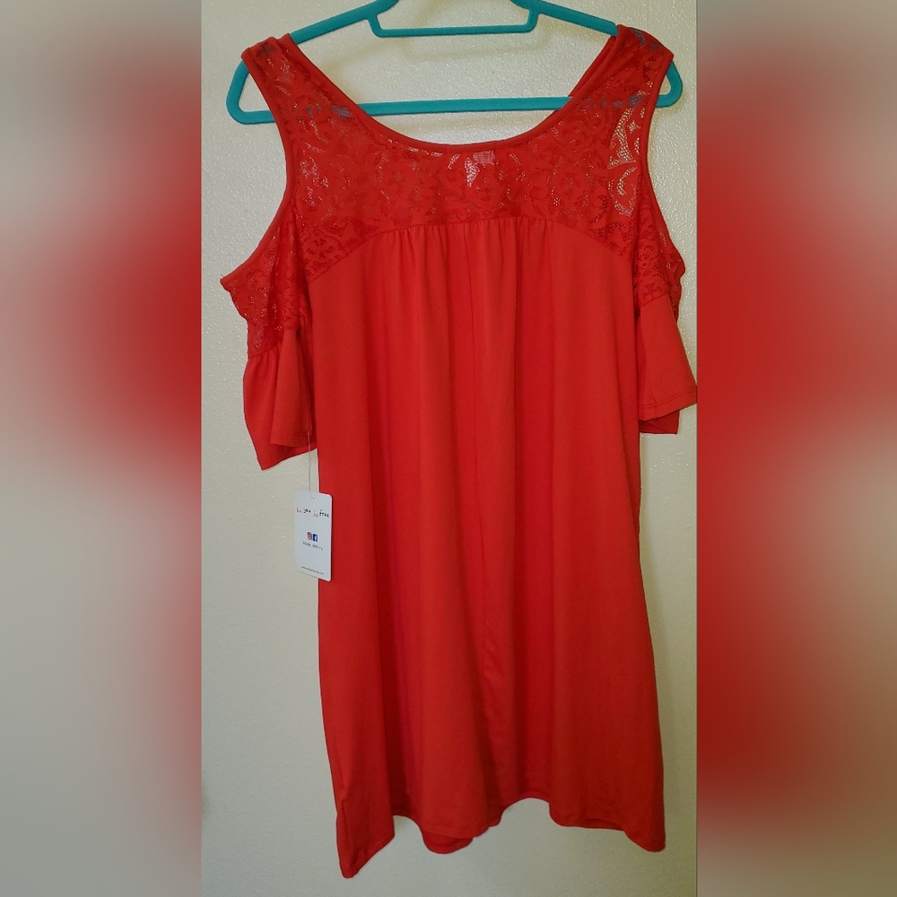 Red Dress - Picture 2 of 3